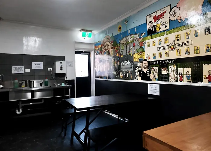 Pint On Punt Backpackers Hostel Melbourne